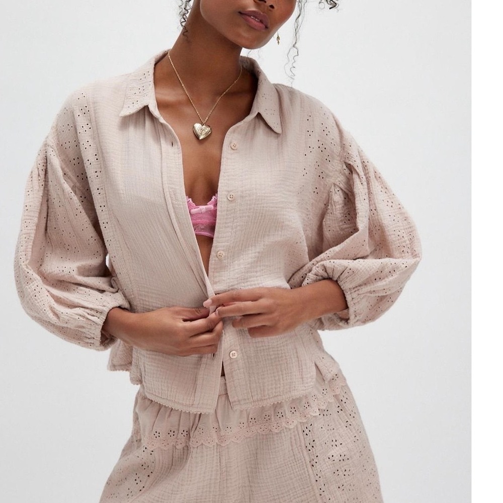 Free People Full Bloom Cotton gauze Eyelet Puff Sleeve Button Down Blouse S
